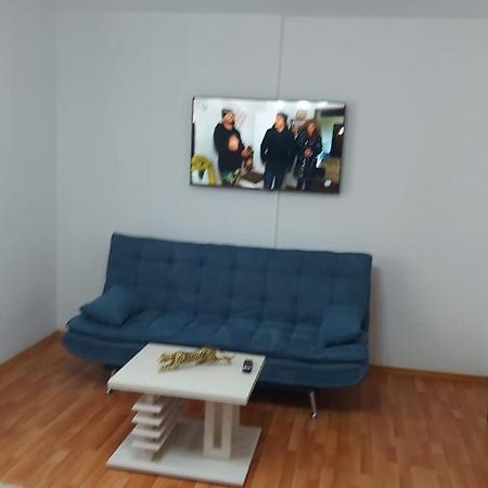 Appartement Garsoniera Bia à Braşov Extérieur photo