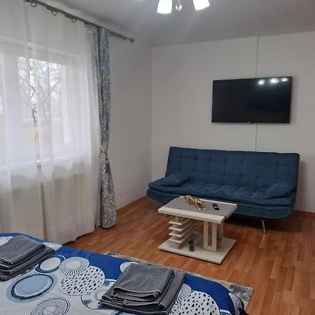 Appartement Garsoniera Bia à Braşov Extérieur photo